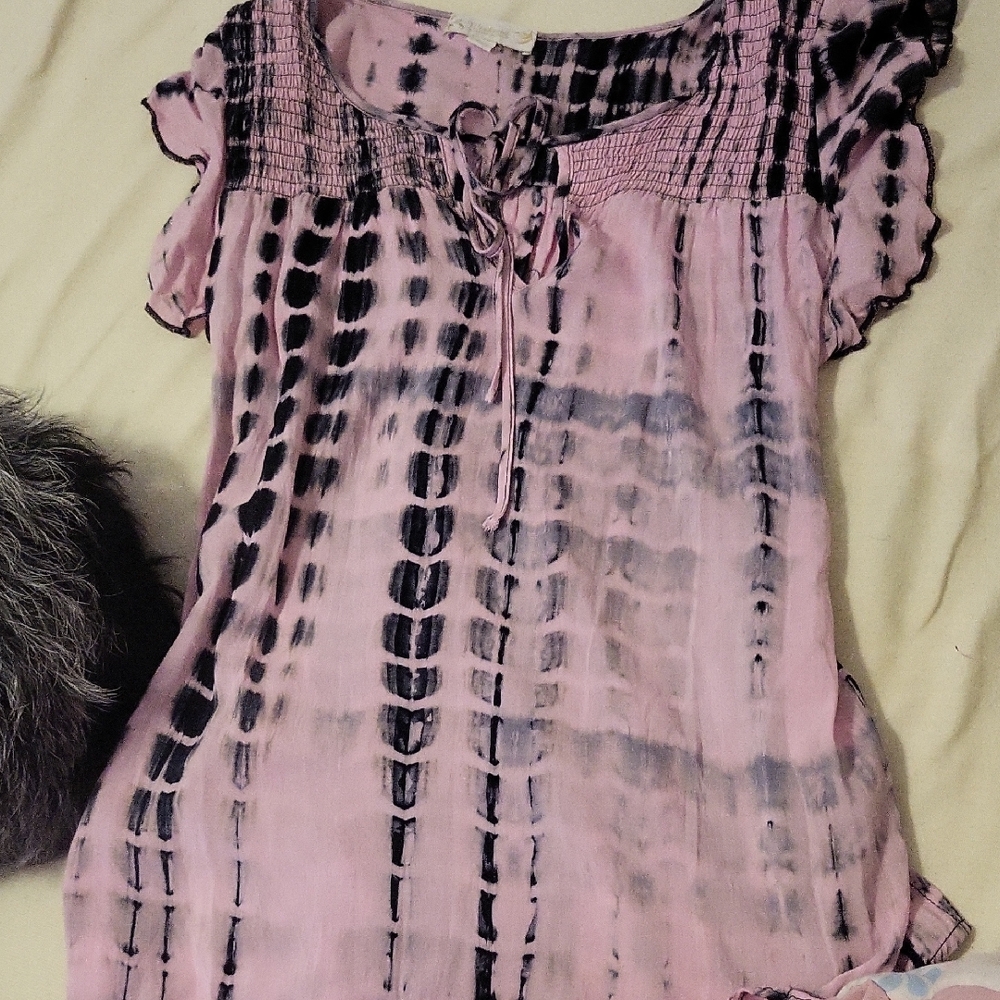 Suzanne Betro Pink and Black Blouse